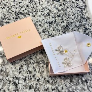 Untamed petals drop earrings!